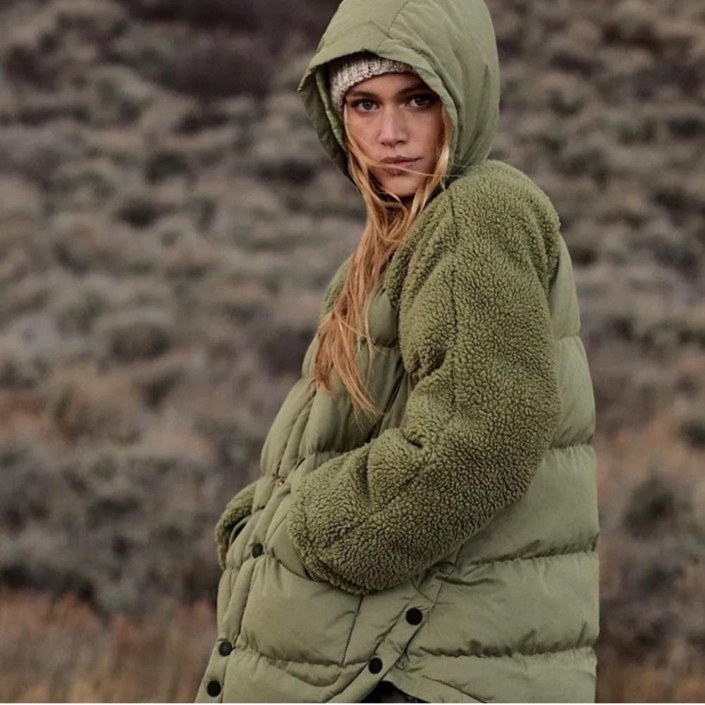 NWT - Anthropologie Pilcro Swing Sherpa Sleeves Puffer